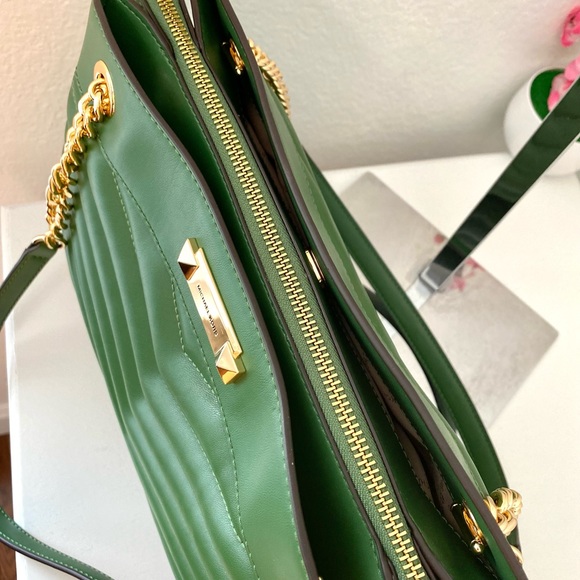 Michael Kors Whitney Medium Quilted Tote Bag - Picture 6 of 10